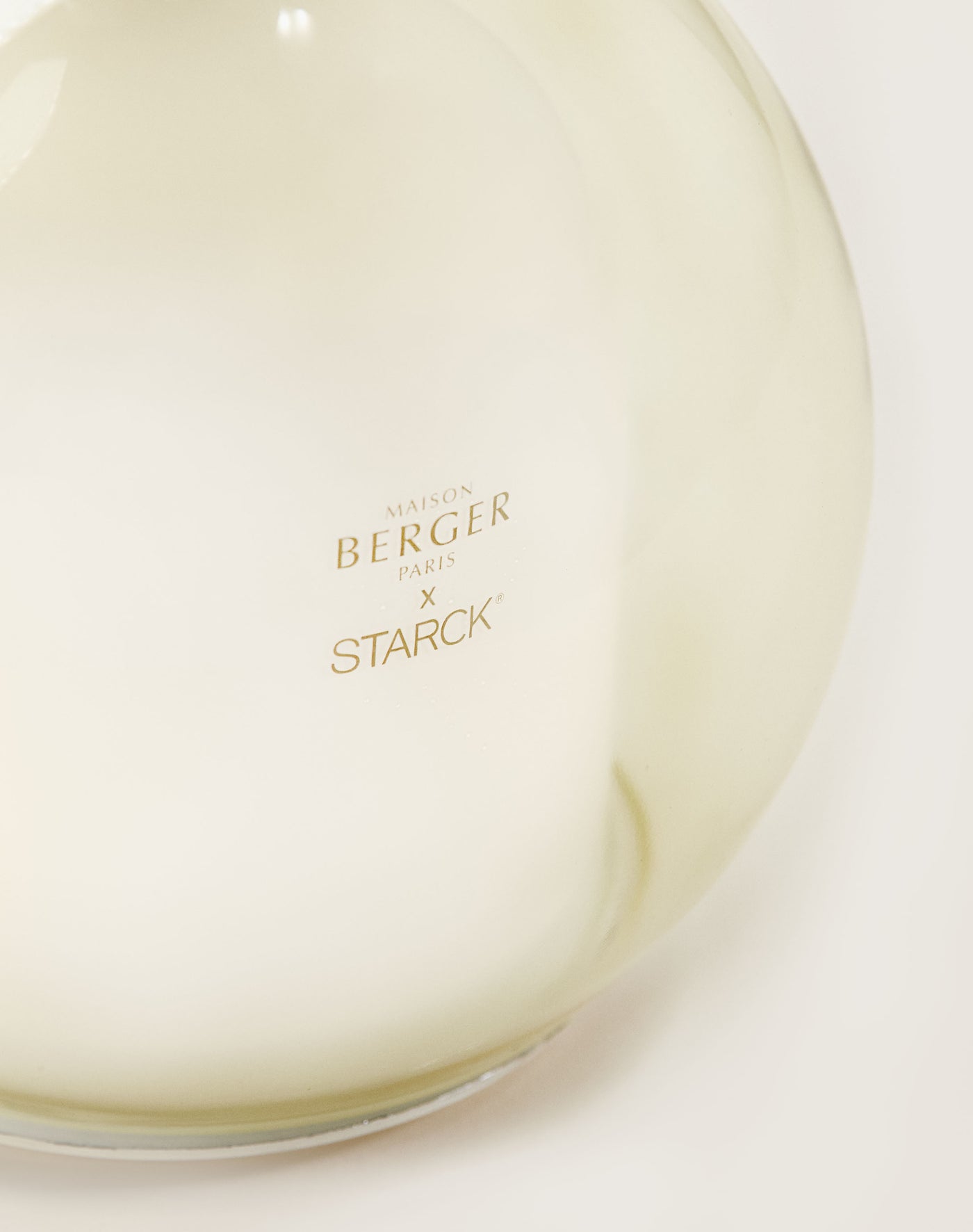 Mist diffuser by Starck Peau d'Ailleurs