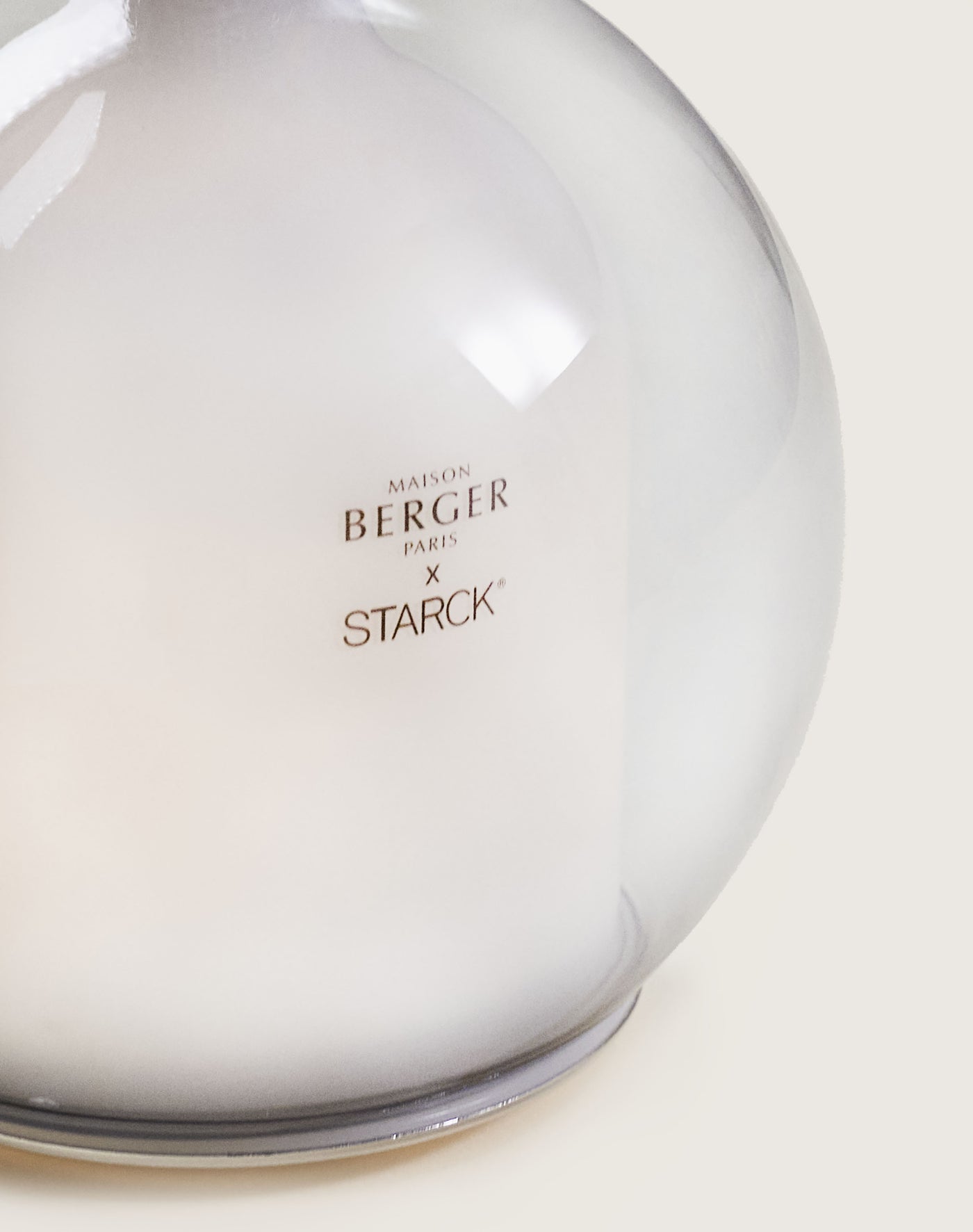 Mist diffuser by Starck Peau de Pierre